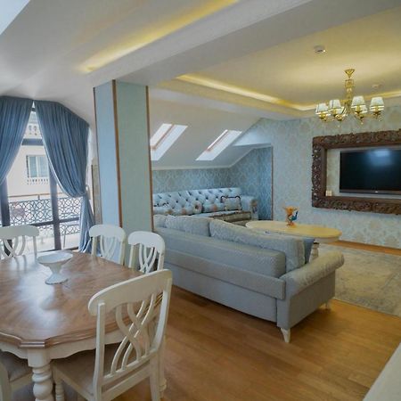 Leon Boutique Hotel Sukhumi Ngoại thất bức ảnh
