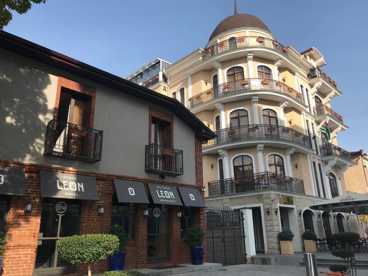 Leon Boutique Hotel Sukhumi Ngoại thất bức ảnh